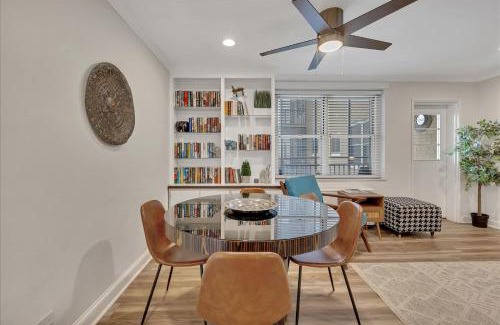 Downtown Atlanta House | Modern Twist In A Historic Building, Sleeps 6