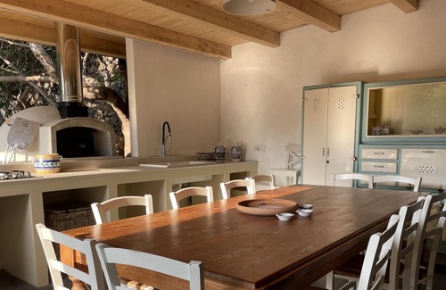 Gravina di Catania Villa | Modern villa with indoor pool
