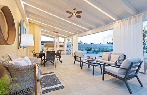 Santa Maria del Focallo Villa | Modern Villa, Pool & Beach Proximity