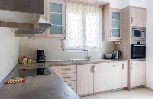 Xiro Chorio Villa | Modern Villa set in a Natural Area - Mountain & Sea Views, A/C, Private Pool, 10mins from Rethymno!