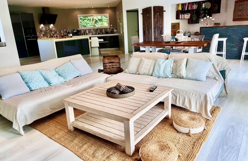 Biscarrosse Villa | Modern villa with pool, close to beaches and lakes