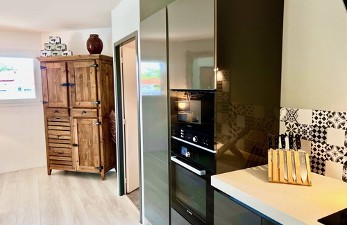 Biscarrosse Villa | Modern villa with pool, close to beaches and lakes