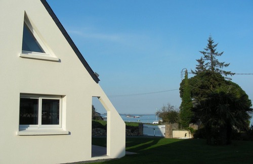 Lanmodez Villa | Modern villa with sea view facing the Brehat archipelago - 30 m from the beach