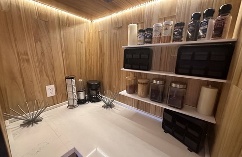 Highland Falls House | Modern West Point House near USMA - 3 bed, 2 bath with Hot tub & Fire pit!