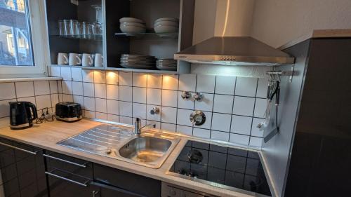 Wehringhausen Apartment | Modern Whg, 6 P, Tischfußball, Balkon