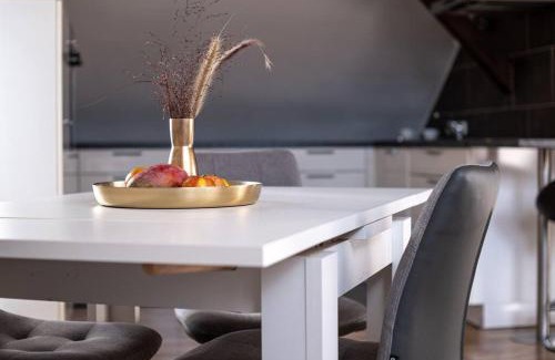 Kleinwinklarn Apartment | Moderne, gemütliche DG-Wohnung in ruhiger Lage
