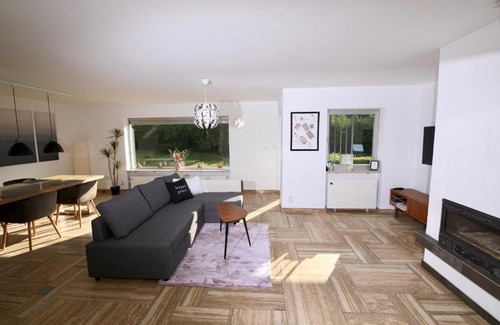 Hochwaldhausen Apartment | Moderne, herzliche und große Ferienwohnung mitten im Naturpark