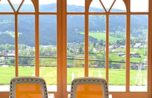 Blachendorf Apartment | Moderne Luxus Ferienwohnung (70qm) mit Sauna für bis zu fünf Personen