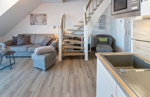 Neßmersiel Apartment | Moderne Oberwohnung mit Balkon