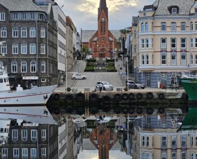 Haugesund Apartment | Moderne og sentral leilighet ved sjøen