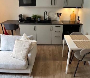 Haugesund Apartment | Moderne og sentral leilighet ved sjøen