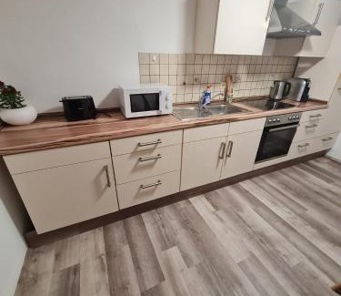 Hennef Apartment | Moderne, ruhige Ferienwohnung!
