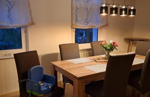 Meerane Apartment | Moderne Wohnung in Meerane in ruhiger, zentraler Lage, 116 qm