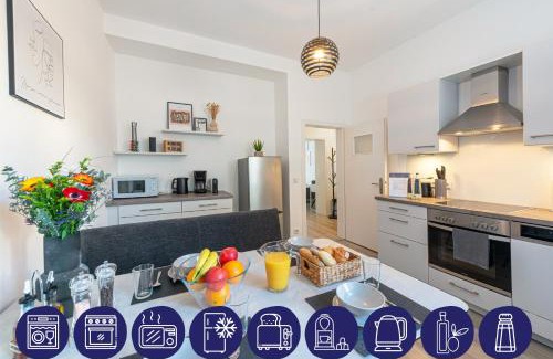 Ruettenscheid Apartment | Modernes Apartment mit Garage & PS4 in Messenähe von STAY YOUR WAY