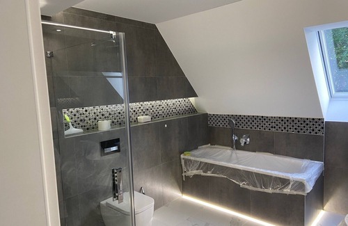 Hammerschmiede House | Modernes Ferienhaus 15 Minunten von der Stadtmitte von Augsburg Entfernt