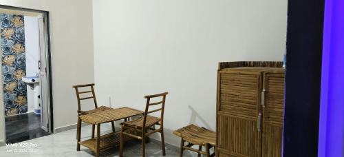 Modhera Resort | MODHERA SUNRISE RESORT - Tents Bhungas Jungle Restaurants & Candlelight Dining