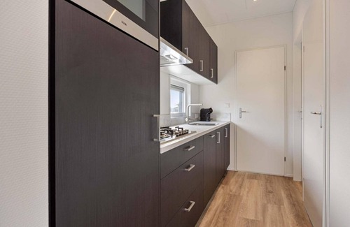 Nieuwerkerk aan den IJssel Ski Chalet | ✓ Module Special at Parc de IJsselhoeve ✓ Holiday home for 4 persons ✓ Located in Nieuwerkerk aan den IJssel (Zuid-Holland) ✓ Holiday park next to the IJssel ✓ Book directly through the park