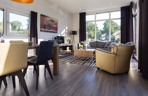 Lunteren Ski Chalet | ✓ Module at Landgoed de Scheleberg ✓ Holiday home for 5 persons ✓ Situated in Lunteren (Gelderland) ✓ Holiday park at the Veluwe ✓ Book directly at the park