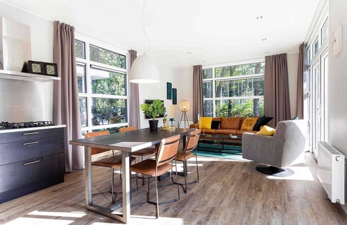 Lunteren Ski Chalet | ✓ Module Special at Landgoed de Scheleberg ✓ Holiday home for 4 persons ✓ Located in Lunteren (Gelderland) ✓ Holiday park on the Veluwe ✓ Book directly through the park