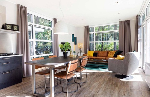 De Goorn Ski Chalet | ✓ Module Special at Park Westerkogge ✓ Holiday home for 4 people ✓ Located in Berkhout (North Holland) ✓ Waterfront holiday resort ✓ Book directly at the resort
