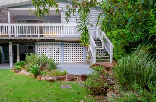 Moffat Beach House | Moffat Beach Gem - Steps to Surf, Trails, Cafes