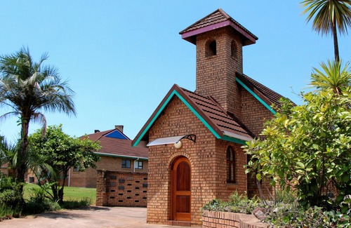 Graskop House | Mogodi Lodge Hotel Style Room