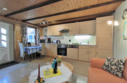 Jerrishoe Apartment | Mohnkopf: Apartment with terrace - FeWo Mohnkopf