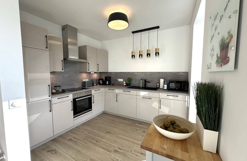 Dangast Apartment | Moin und Herzlich Willkommen in der Ferienwohnung "dan 53°" !