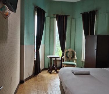 Mojokerto Hotel | Mojokerto Classic Homestay