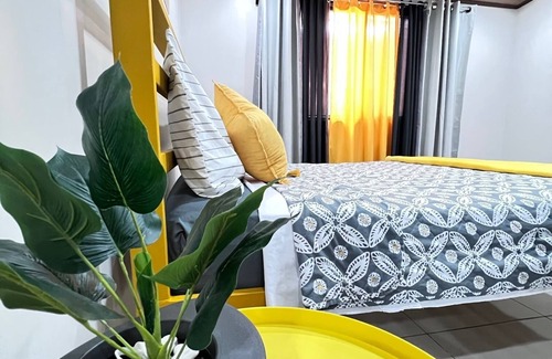 San Antonio de Belen House | Moken Place A-C in San Antonio