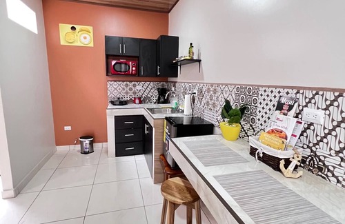 San Antonio de Belen House | Moken Place A-C in San Antonio