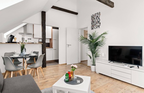 Herdecke Apartment | MOLA Apartments-Altstadt-Large roof terrace-Grill-Free parking-WLAN