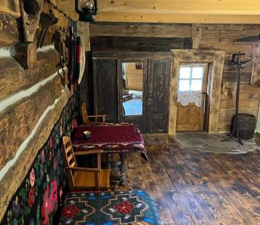 gmina Krempna Apartment | Molfar, Beskid Niski , połowa domu