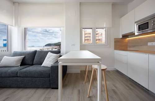 Zarautz Apartment | Mollarri apartment by Egona