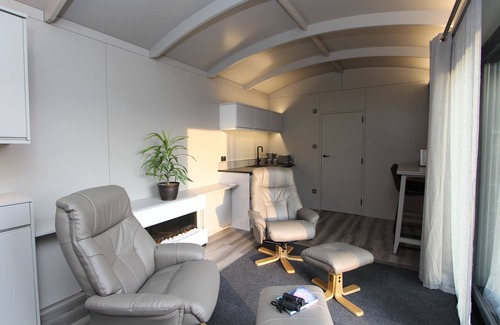 Marsham Cabin | Molly, nestled in a peaceful farm in Marsham, North Norfolk