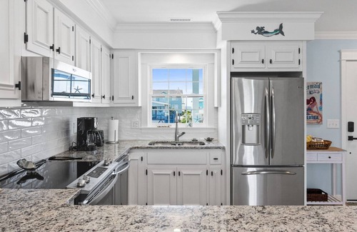 Holden Beach House | Mom's Gift/256-B Brunswick Ave West -