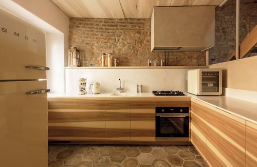 Monforte d'Alba Bed & Breakfast | MON Suite