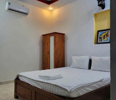 Ba Keo Hotel | MONDAY Hotel