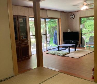 Seki Cabin | Monet House モネハウス