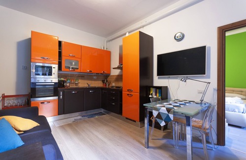 Cascina dei Pomi Apartment | Monet House | 10 minutes from Duomo