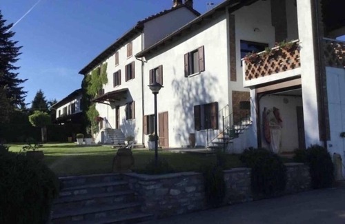 Castelnuovo Belbo House | Monferrato Country House La Bettonica
