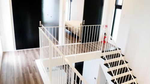 Tokeshi House | Monochrome