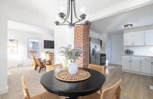 Peoria Heights House | "Monroe Manor" is a 3-bedroom house with 3 bathrooms and WiFi in Peoria Heights