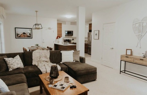Saint-Faustin-Lac-Carre Condo | Mont-Blanc summer in/out: hiking, beach & pool