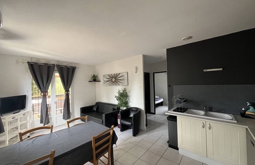 Brouzet-les-Ales Hotel | Mont Bouquet Lodge