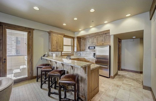 Deer Valley House | Mont Cervin #22 by Avantstay Luxury Ski in Ski out Home in Park City!