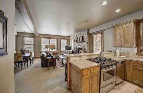 Deer Valley House | Mont Cervin #22 by Avantstay Luxury Ski in Ski out Home in Park City!