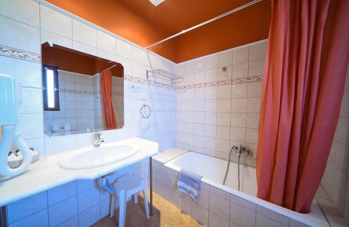 Klitoria Hotel | Mont Helmos Hotel
