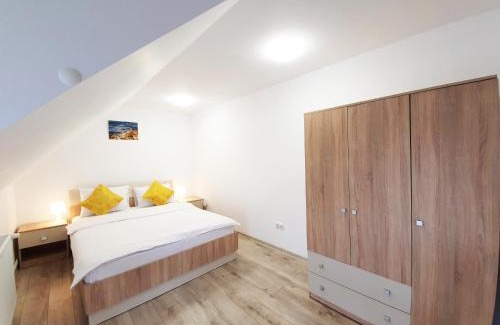 Sinpetru Apartment | Mont Melis