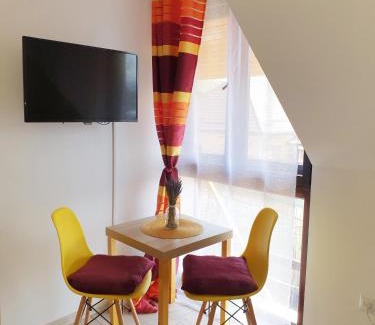 Sinpetru Apartment | Mont Melis